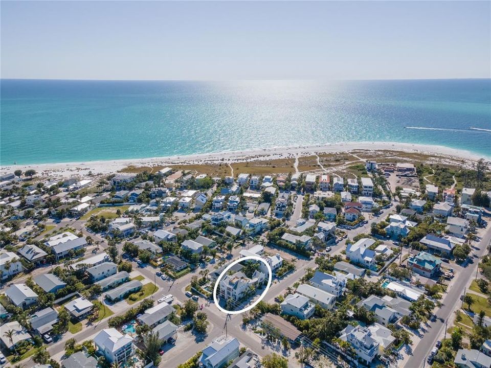 For Sale: $4,095,000 (4 beds, 4 baths, 3102 Square Feet)