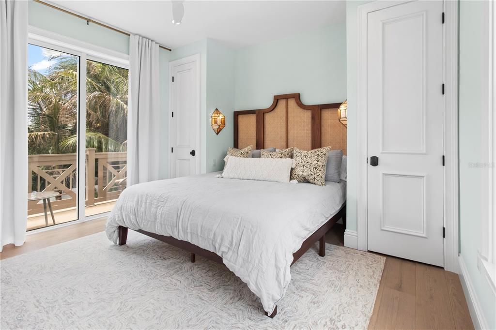 For Sale: $4,095,000 (4 beds, 4 baths, 3102 Square Feet)
