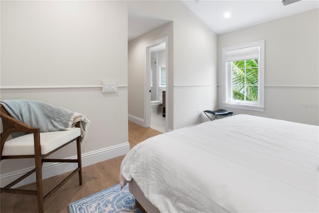 For Sale: $4,095,000 (4 beds, 4 baths, 3102 Square Feet)