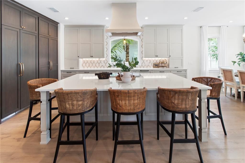 For Sale: $4,095,000 (4 beds, 4 baths, 3102 Square Feet)