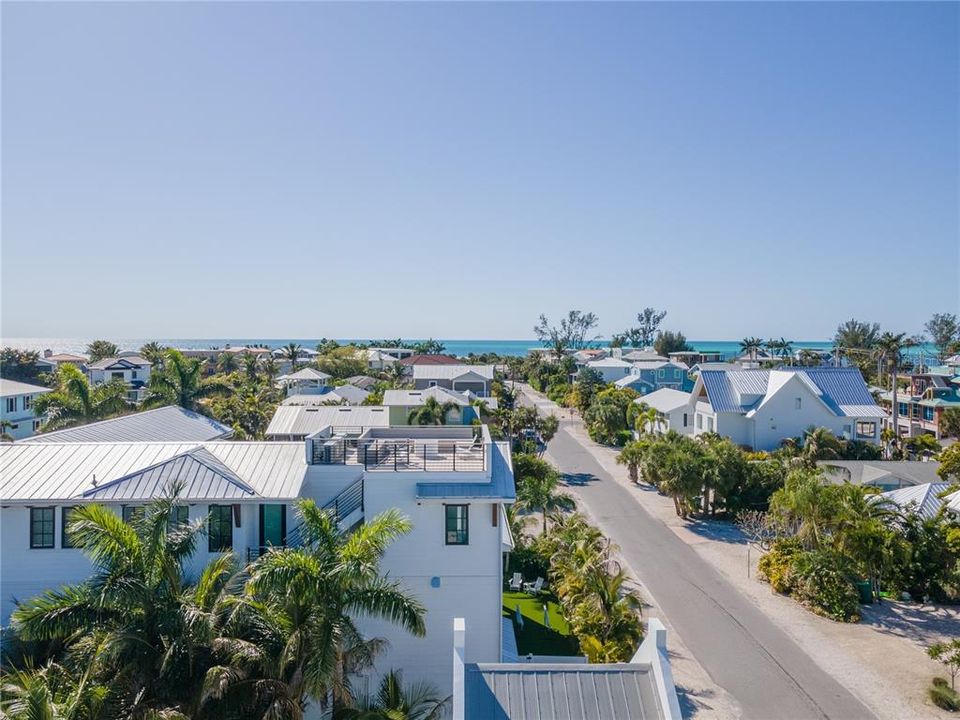 For Sale: $4,095,000 (4 beds, 4 baths, 3102 Square Feet)