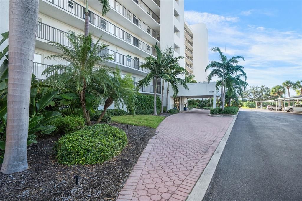 For Rent: $5,500 (2 beds, 2 baths, 1331 Square Feet)