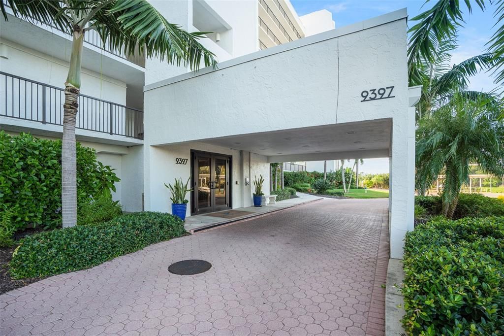 For Rent: $5,500 (2 beds, 2 baths, 1331 Square Feet)