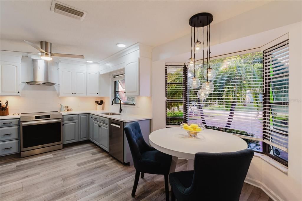 Activo con contrato: $714,900 (3 camas, 2 baños, 2668 Pies cuadrados)