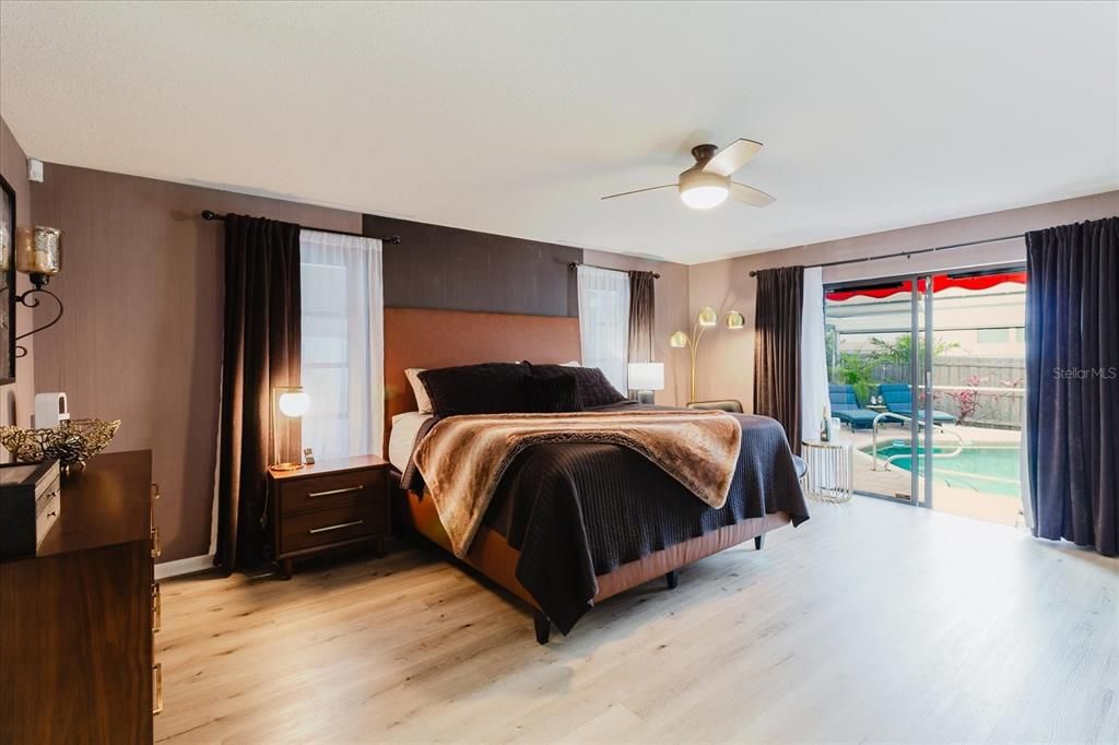 Activo con contrato: $714,900 (3 camas, 2 baños, 2668 Pies cuadrados)