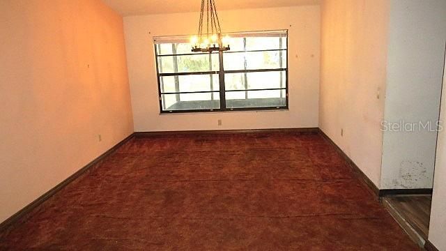Active With Contract: $215,000 (3 beds, 2 baths, 1708 Square Feet)