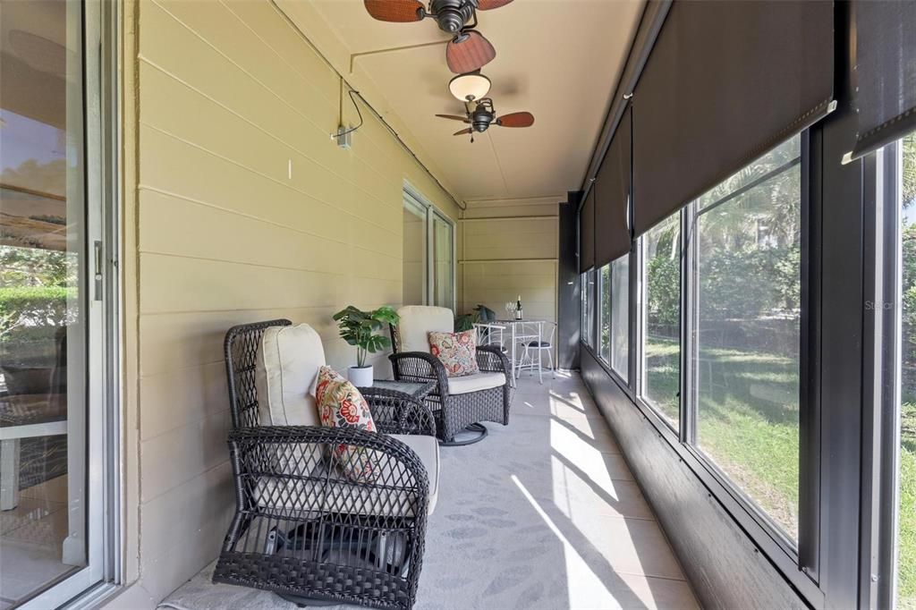 For Sale: $175,000 (2 beds, 2 baths, 897 Square Feet)