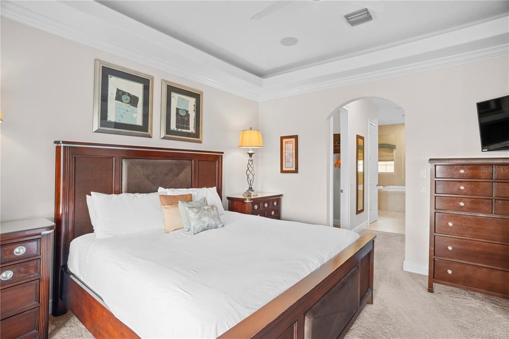 En Venta: $1,125,000 (5 camas, 4 baños, 3586 Pies cuadrados)