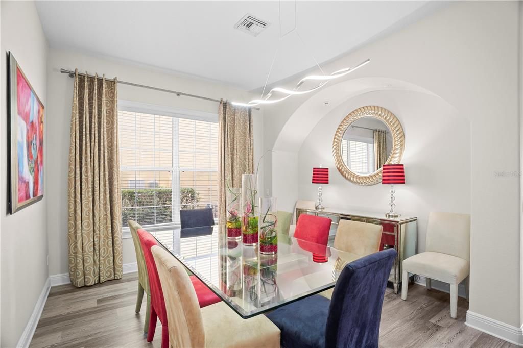 En Venta: $1,125,000 (5 camas, 4 baños, 3586 Pies cuadrados)
