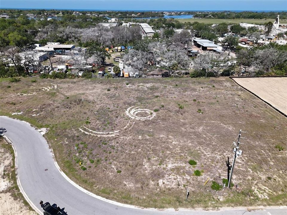 En Venta: $499,000 (0.64 acres)