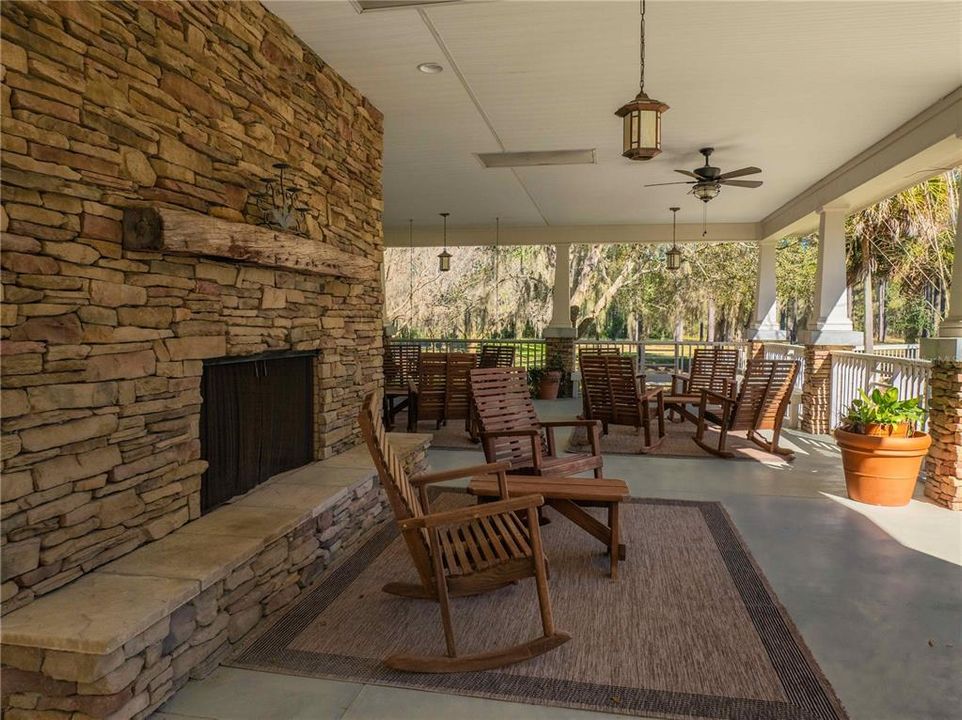 En Venta: $309,000 (2.45 acres)
