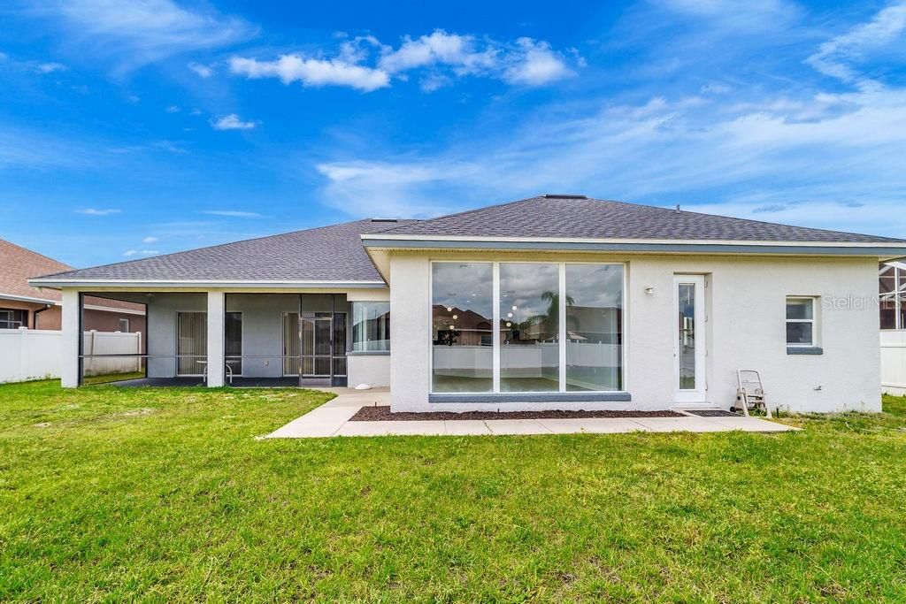 En Venta: $419,000 (4 camas, 2 baños, 2639 Pies cuadrados)