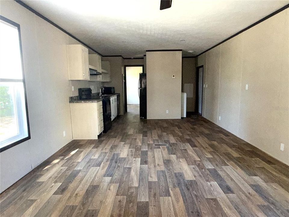 В аренду: $1,450 (3 спален, 2 ванн, 995 Квадратных фут)