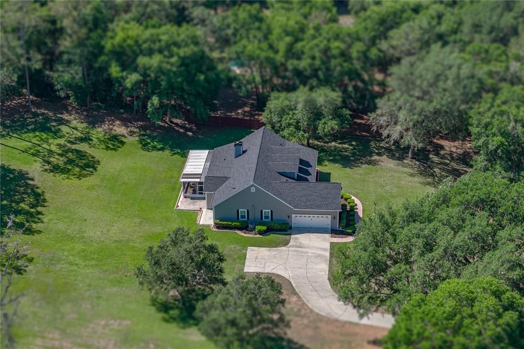 For Sale: $799,900 (3 beds, 3 baths, 2695 Square Feet)