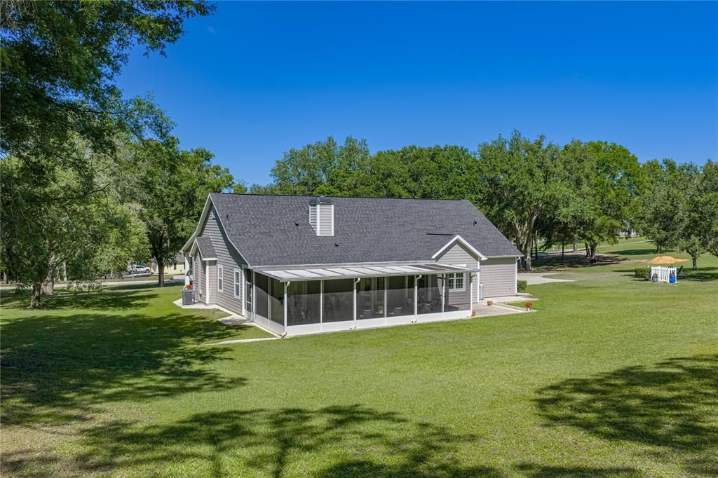 For Sale: $799,900 (3 beds, 3 baths, 2695 Square Feet)