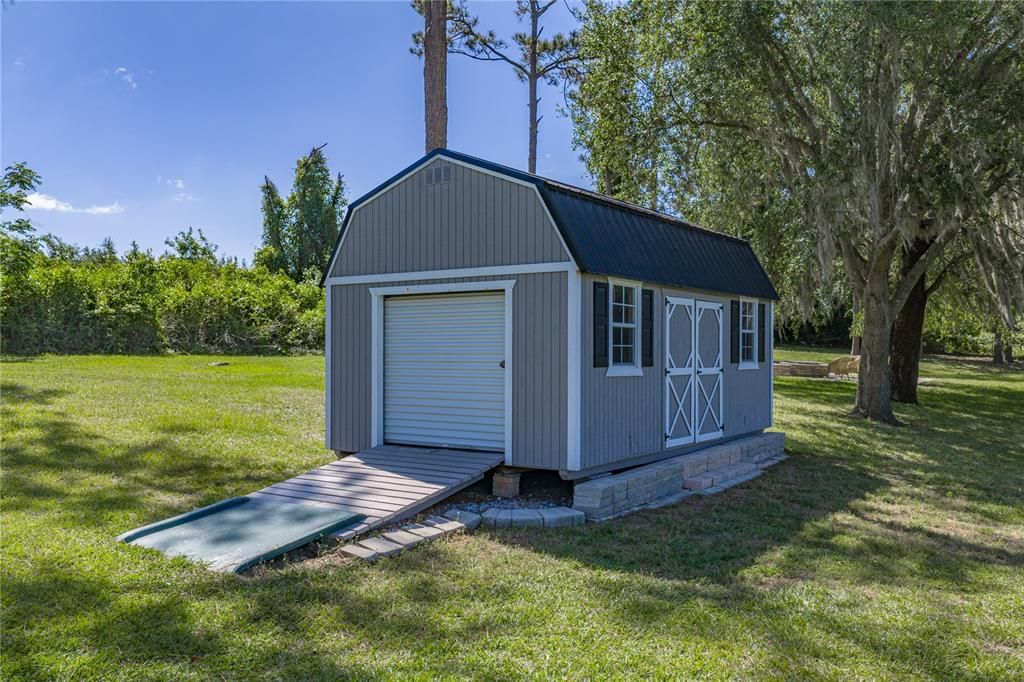 For Sale: $799,900 (3 beds, 3 baths, 2695 Square Feet)
