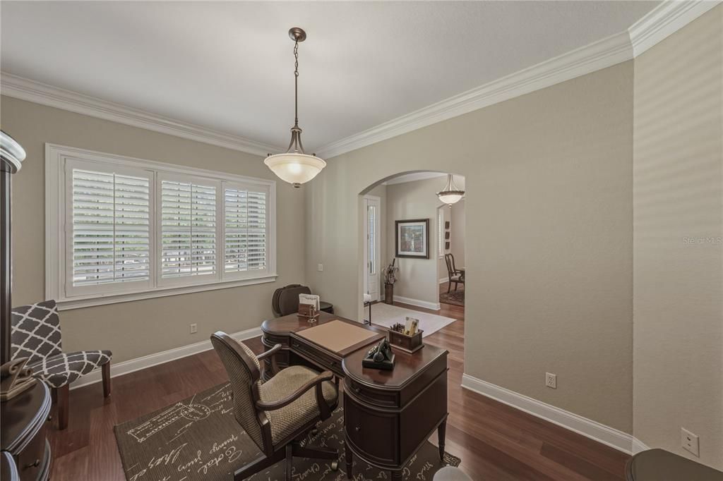 For Sale: $799,900 (3 beds, 3 baths, 2695 Square Feet)