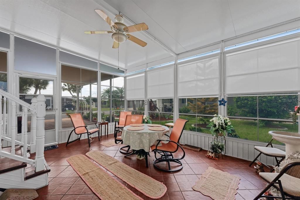 Activo con contrato: $229,000 (2 camas, 2 baños, 1566 Pies cuadrados)