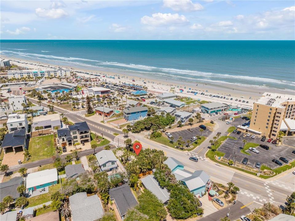 Active With Contract: $650,000 (0.13 acres)