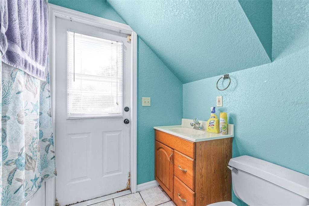 For Sale: $500,000 (4 beds, 3 baths, 3034 Square Feet)