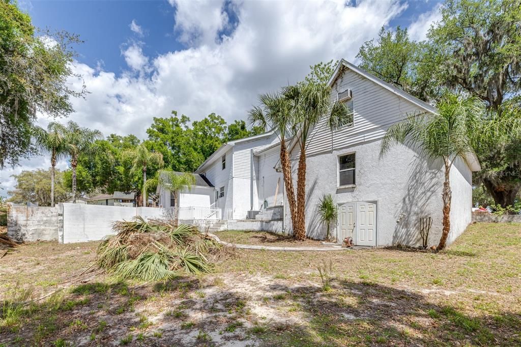 For Sale: $500,000 (4 beds, 3 baths, 3034 Square Feet)
