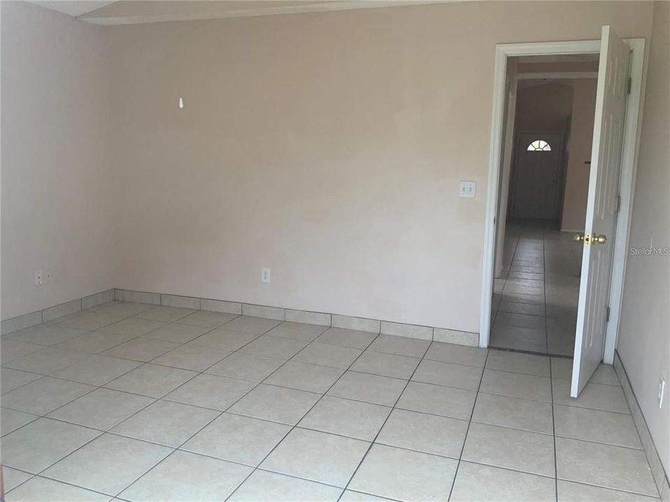 В аренду: $1,900 (3 спален, 2 ванн, 1097 Квадратных фут)