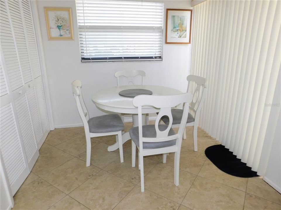 For Rent: $2,500 (3 beds, 2 baths, 1445 Square Feet)