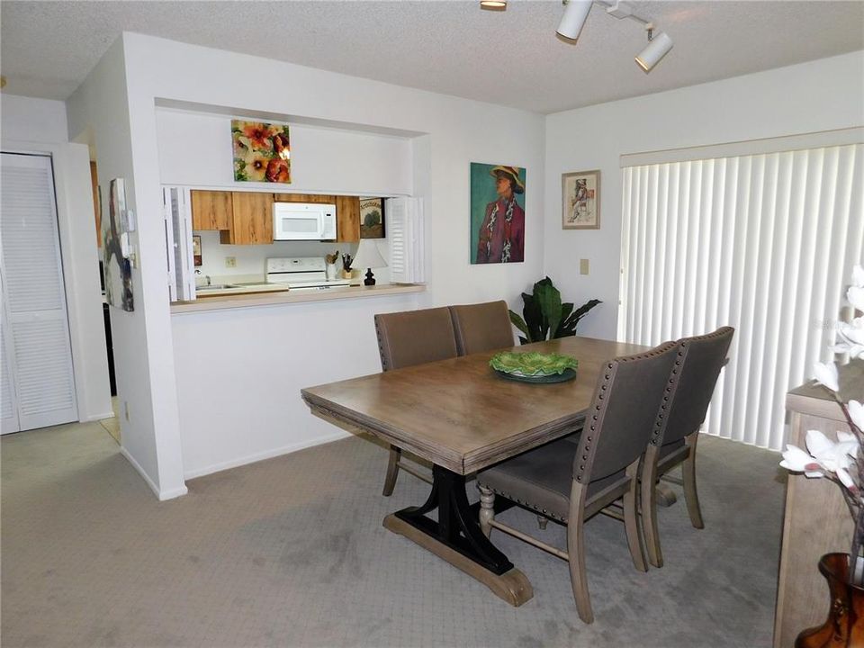 For Rent: $2,500 (3 beds, 2 baths, 1445 Square Feet)