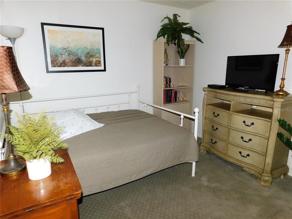 For Rent: $2,500 (3 beds, 2 baths, 1445 Square Feet)