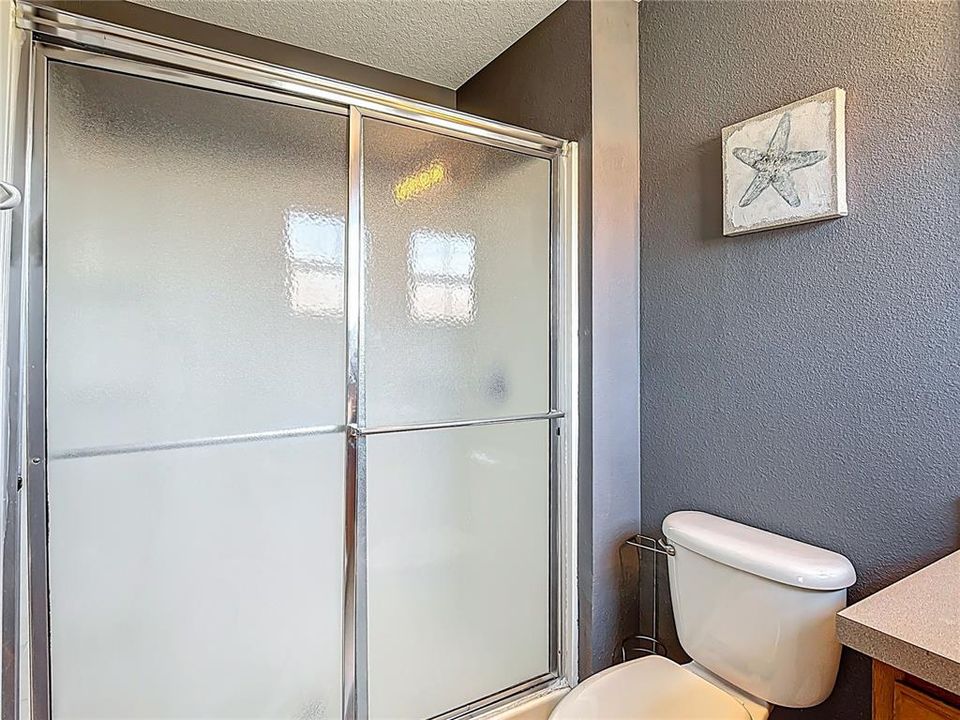 Active With Contract: $270,000 (3 beds, 2 baths, 1295 Square Feet)
