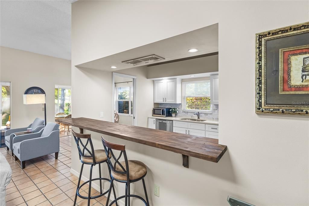 For Sale: $239,000 (2 beds, 2 baths, 1743 Square Feet)
