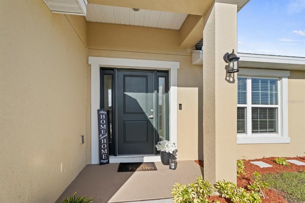 For Sale: $459,900 (4 beds, 3 baths, 2400 Square Feet)