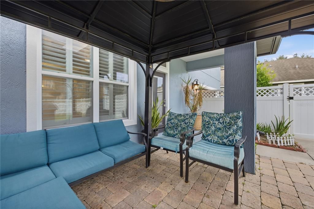 Active With Contract: $505,000 (3 beds, 2 baths, 1725 Square Feet)