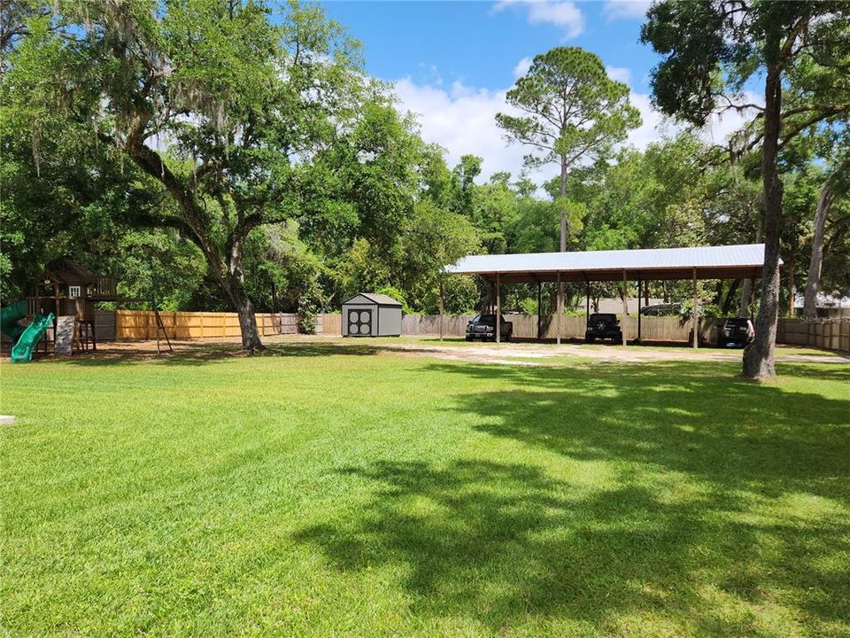 For Sale: $638,900 (5 beds, 2 baths, 2710 Square Feet)