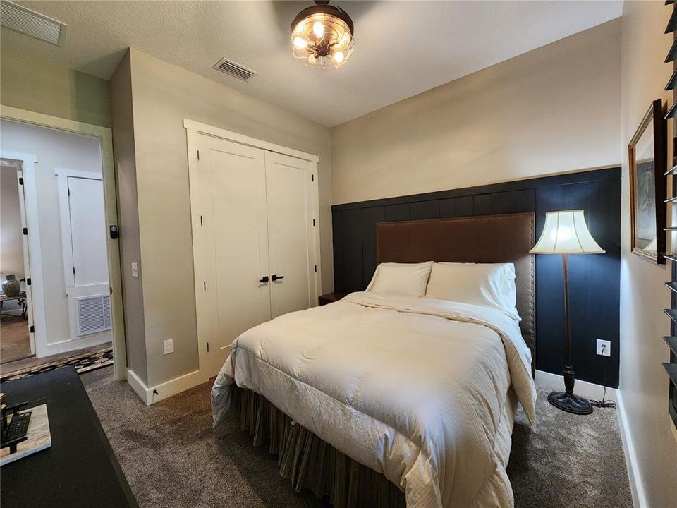 For Sale: $638,900 (5 beds, 2 baths, 2710 Square Feet)