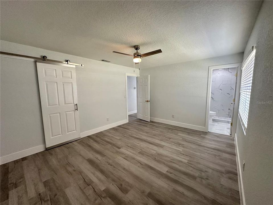 For Sale: $369,900 (4 beds, 2 baths, 1400 Square Feet)
