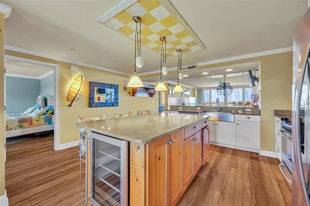 For Sale: $982,500 (2 beds, 2 baths, 1489 Square Feet)
