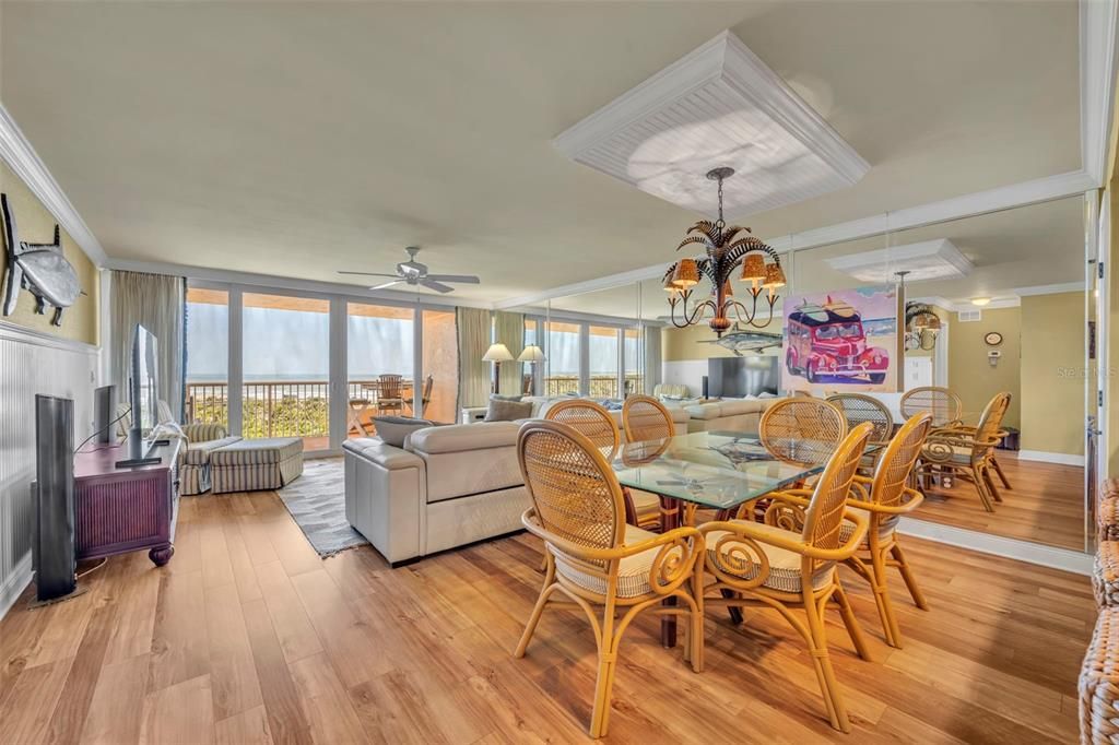 For Sale: $982,500 (2 beds, 2 baths, 1489 Square Feet)