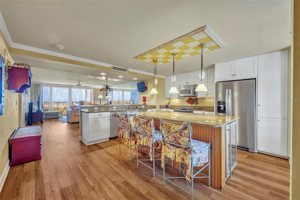For Sale: $982,500 (2 beds, 2 baths, 1489 Square Feet)
