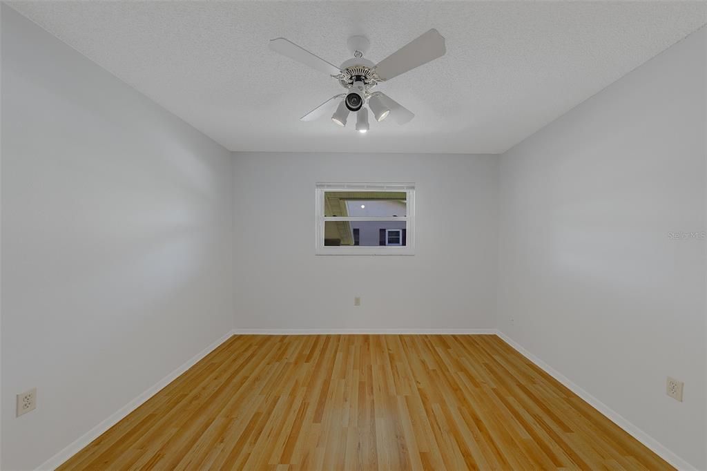 В аренду: $1,600 (2 спален, 2 ванн, 1150 Квадратных фут)