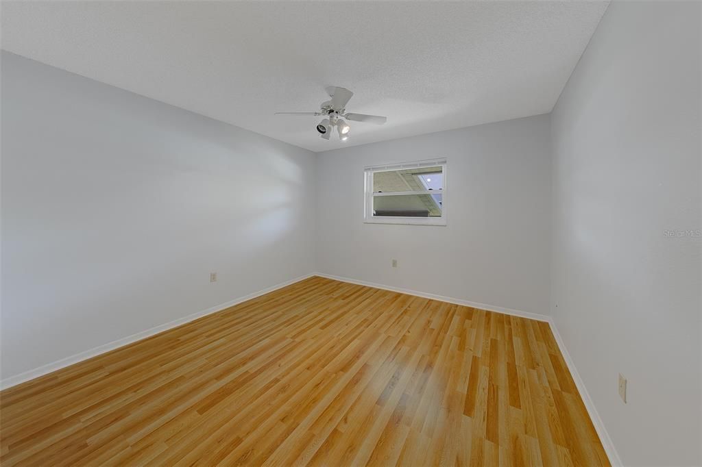 В аренду: $1,600 (2 спален, 2 ванн, 1150 Квадратных фут)