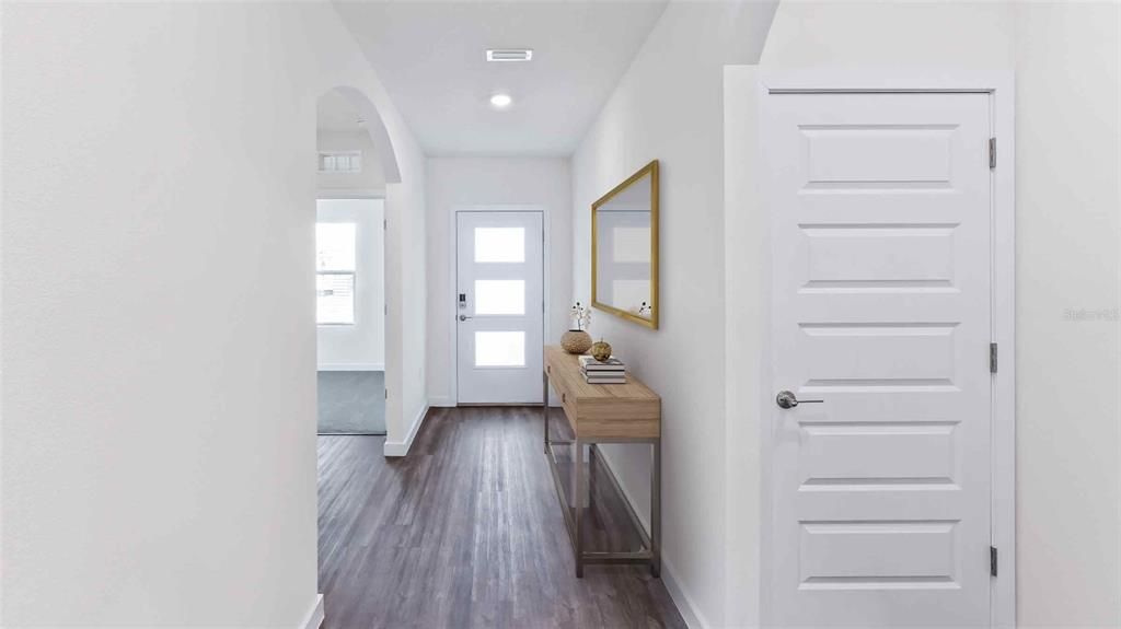 Activo con contrato: $289,990 (3 camas, 2 baños, 1672 Pies cuadrados)