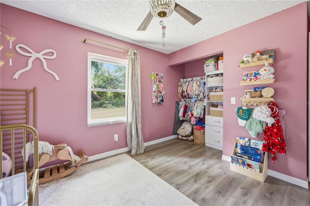 Active With Contract: $269,000 (3 beds, 2 baths, 1254 Square Feet)