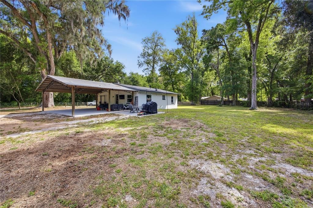 Active With Contract: $269,000 (3 beds, 2 baths, 1254 Square Feet)