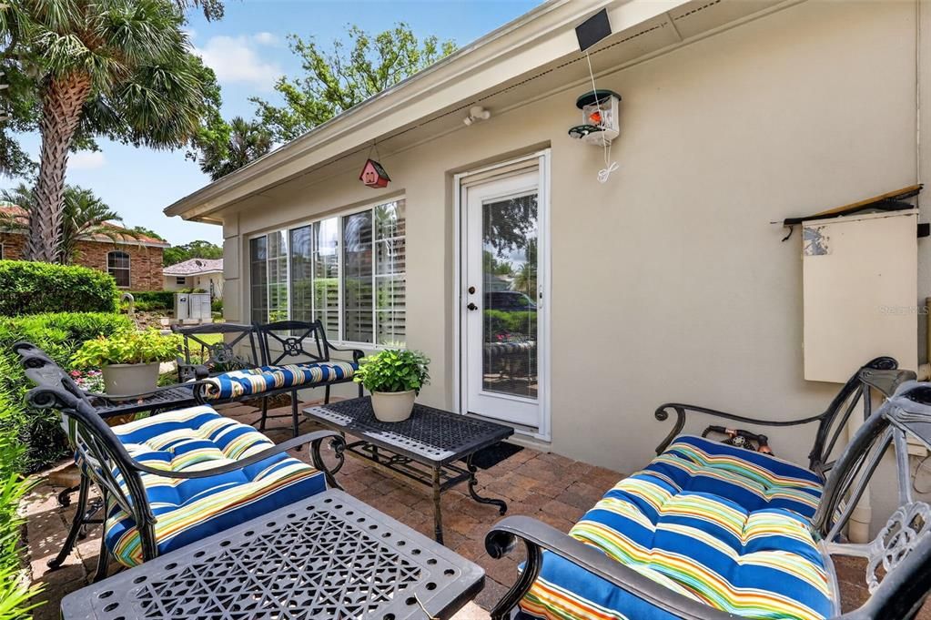 For Sale: $600,000 (3 beds, 2 baths, 1913 Square Feet)