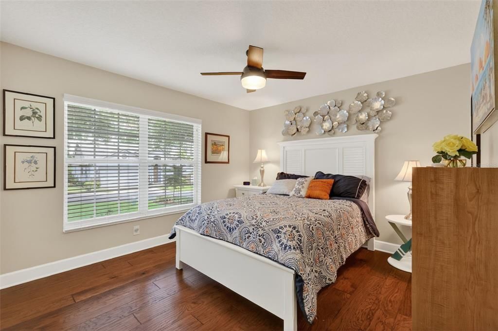 For Sale: $600,000 (3 beds, 2 baths, 1913 Square Feet)
