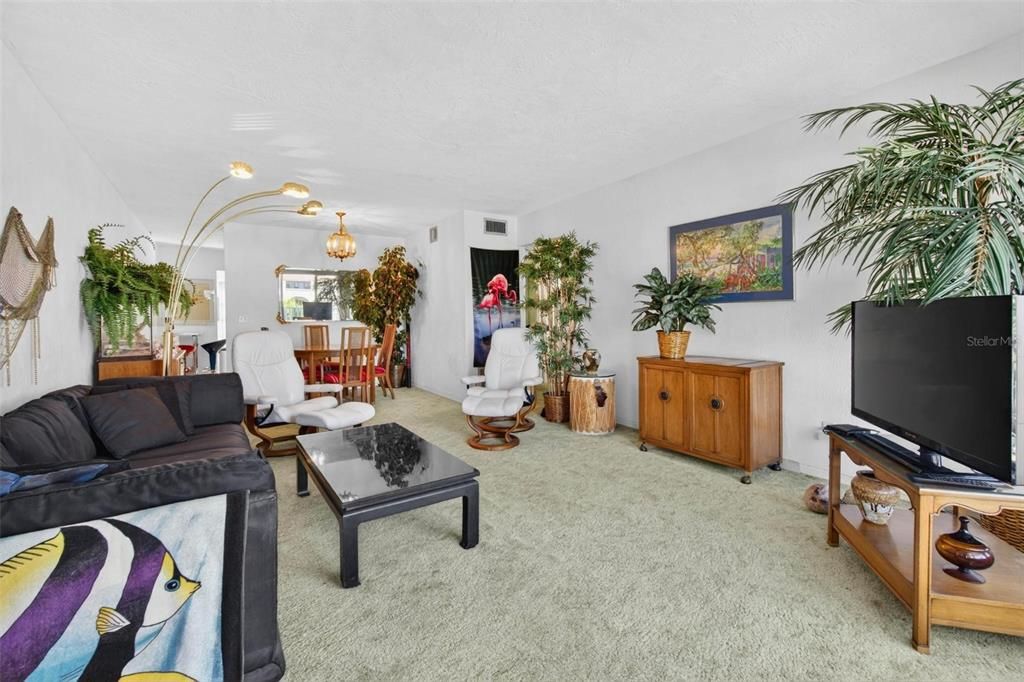 Activo con contrato: $89,000 (2 camas, 2 baños, 1100 Pies cuadrados)