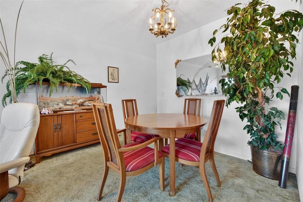 Activo con contrato: $89,000 (2 camas, 2 baños, 1100 Pies cuadrados)