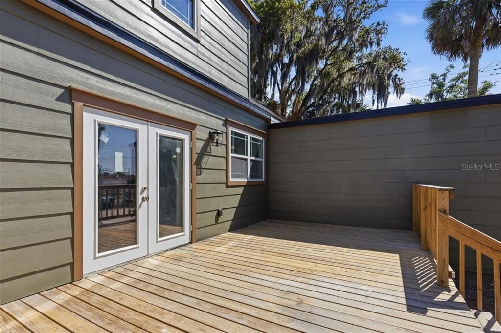 For Sale: $349,900 (4 beds, 3 baths, 2675 Square Feet)