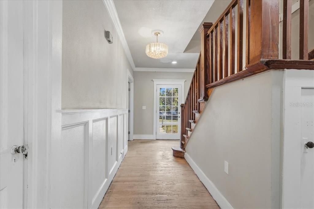 For Sale: $349,900 (4 beds, 3 baths, 2675 Square Feet)